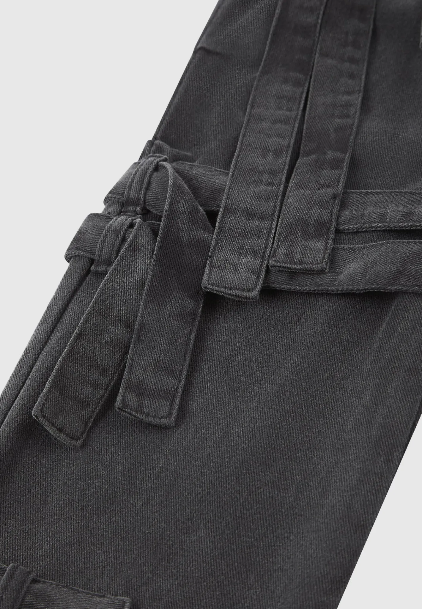 Denim Strap Cargo Jeans - Washed Black^Manière De Voir Discount