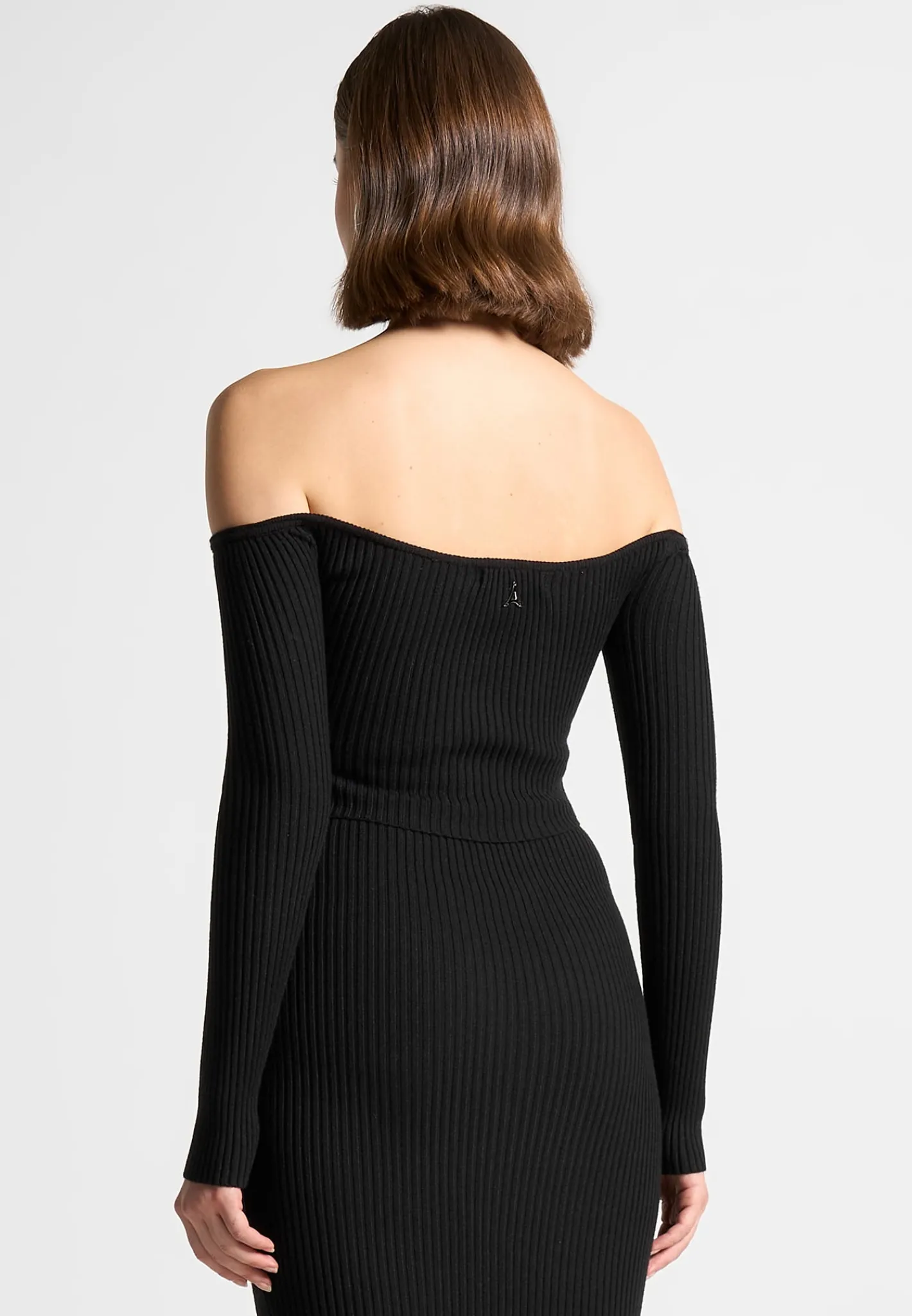 Ribbed Knit Bardot Crop Top with Chain -^Manière De Voir Fashion