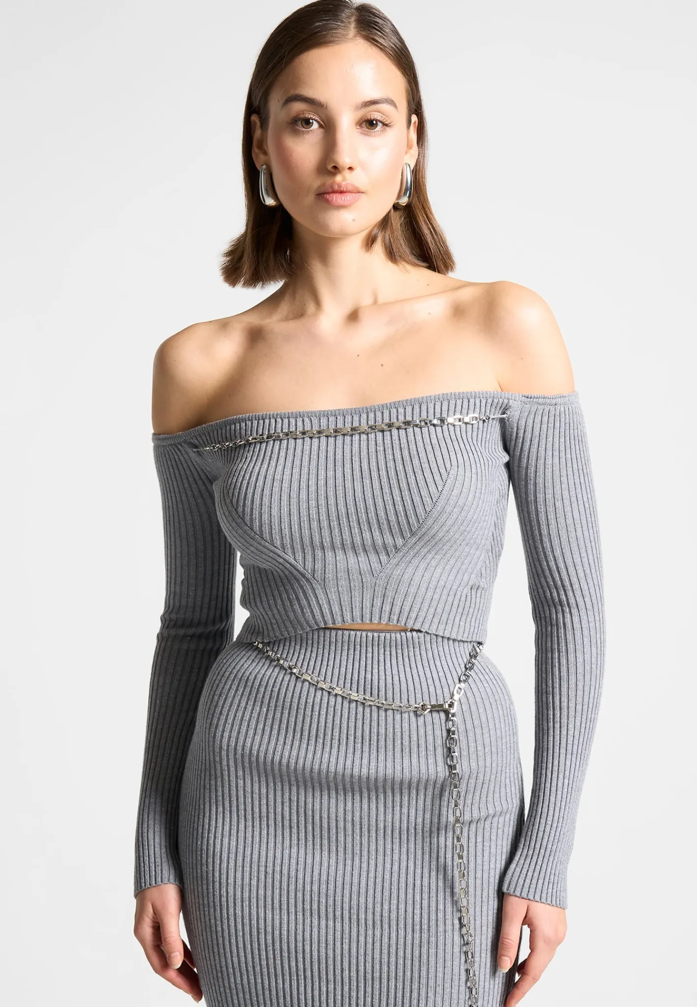 Ribbed Knit Bardot Crop Top with Chain -^Manière De Voir New